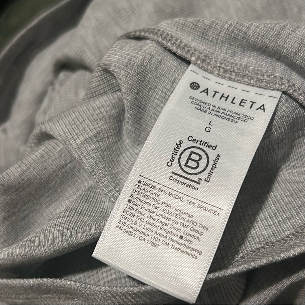 Athleta Light Gray Signature Rib Turtleneck - Picture 5 of 5